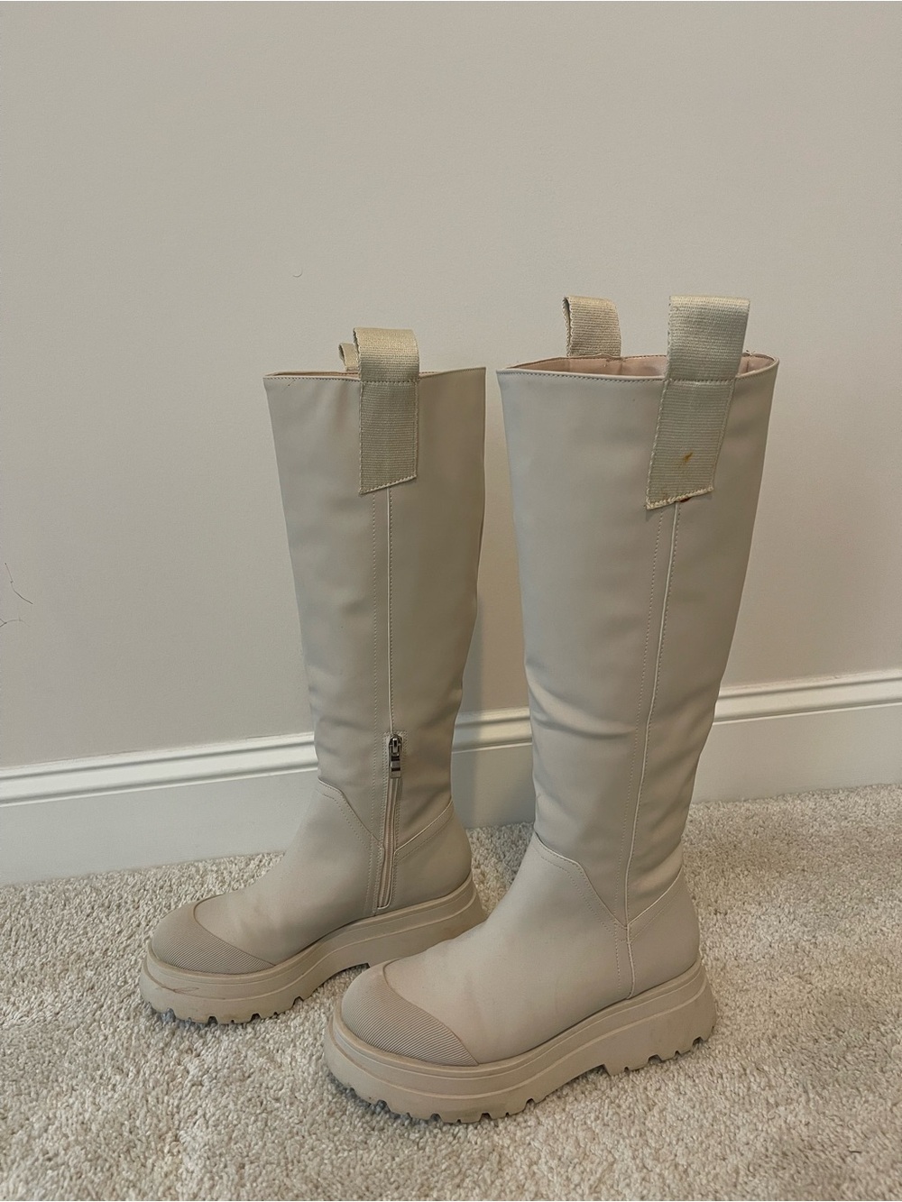 PrettyLittleThing Tall Chunky Knee High Boots in Light Beige